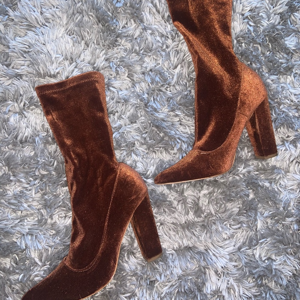 Forever 21 Brown Midcalf Boots